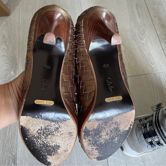 Cole Haan Gold Metallic Peep Toe Woven Pumps sz 8.5 B Leather Block Stiletto - Picture 7 of 12